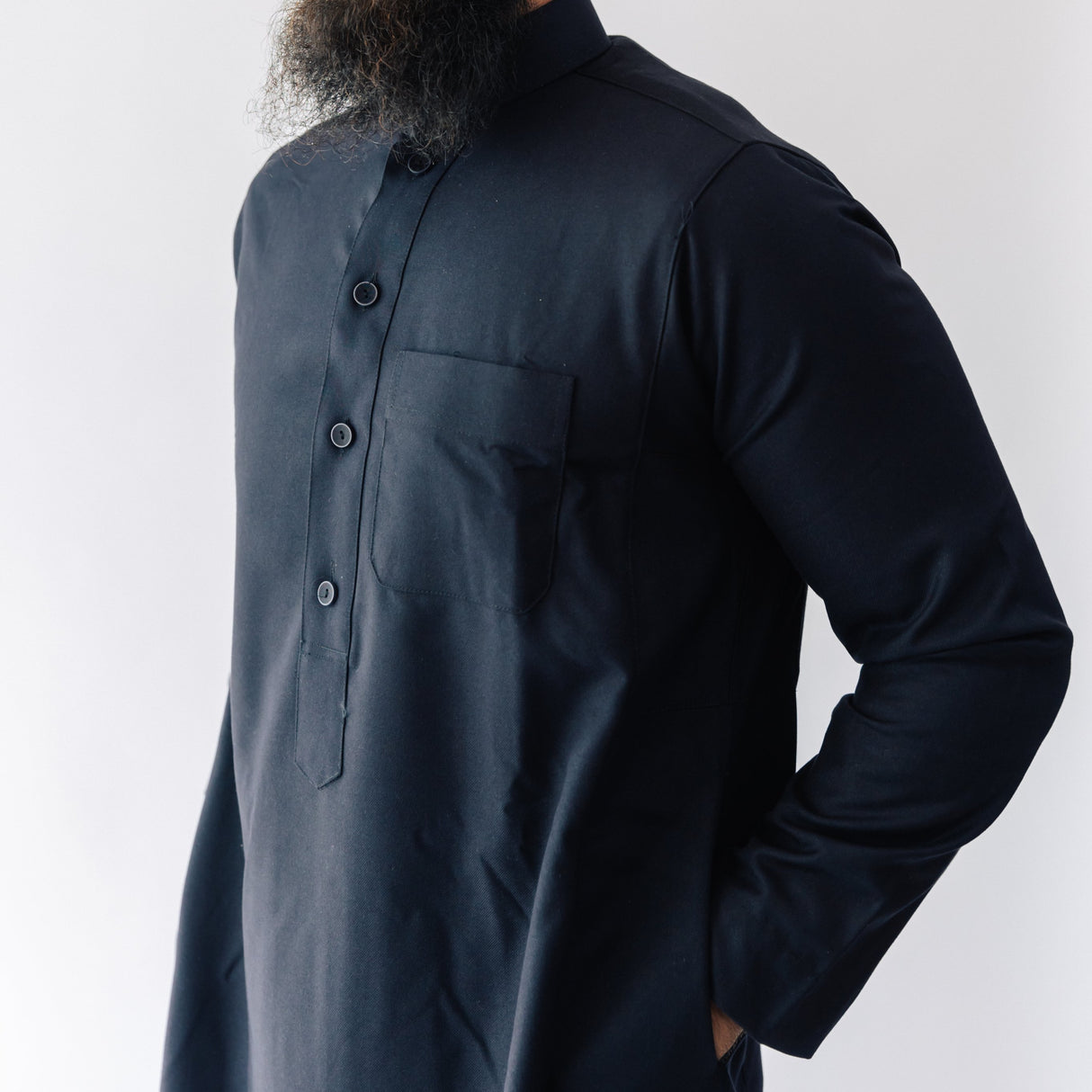 Daffah Thoub (ABAYA) - Onyx TR8