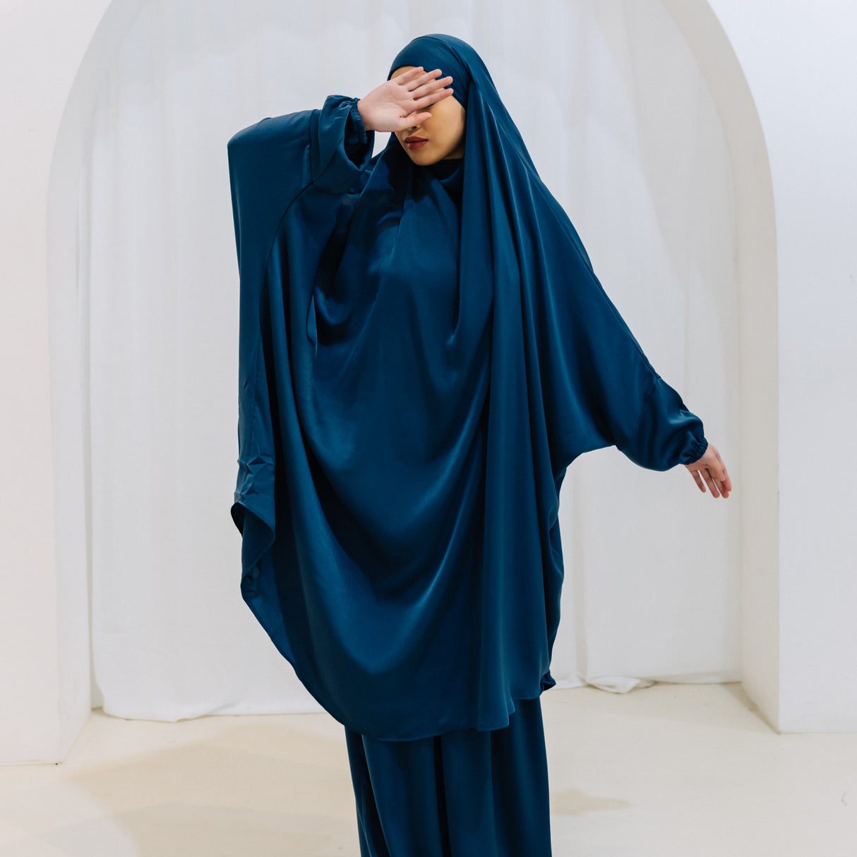 French Jilbab Two Piece with Elastic Cuff NAVY