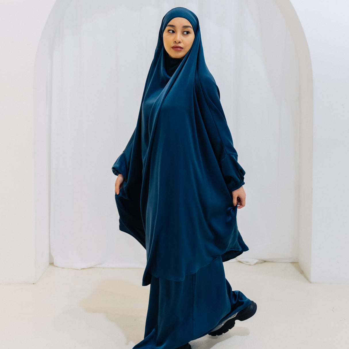 French Jilbab Two Piece with Elastic Cuff NAVY