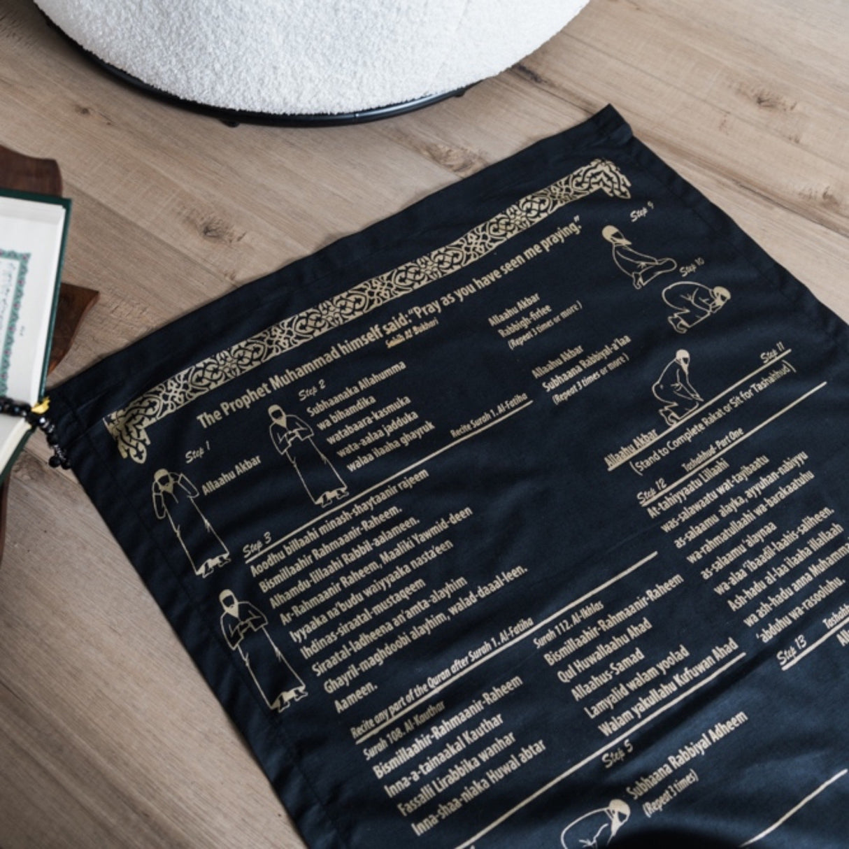 Instructional English Prayer Mat with Bag