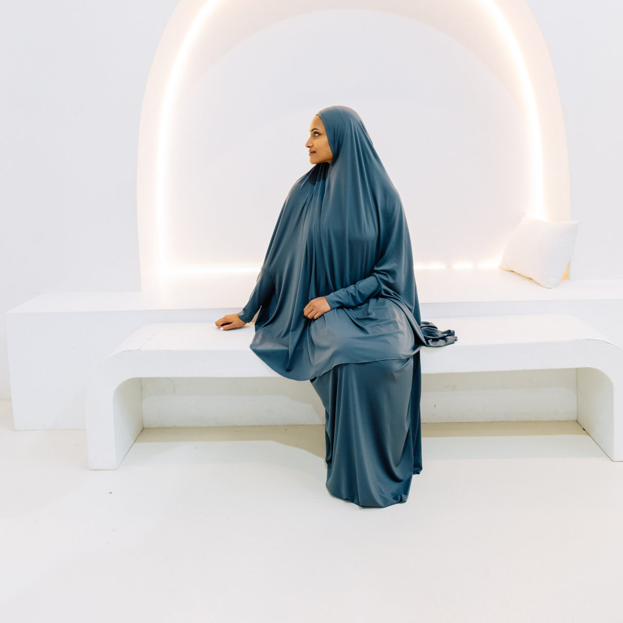 Premium Jilbab Sleeved GREY