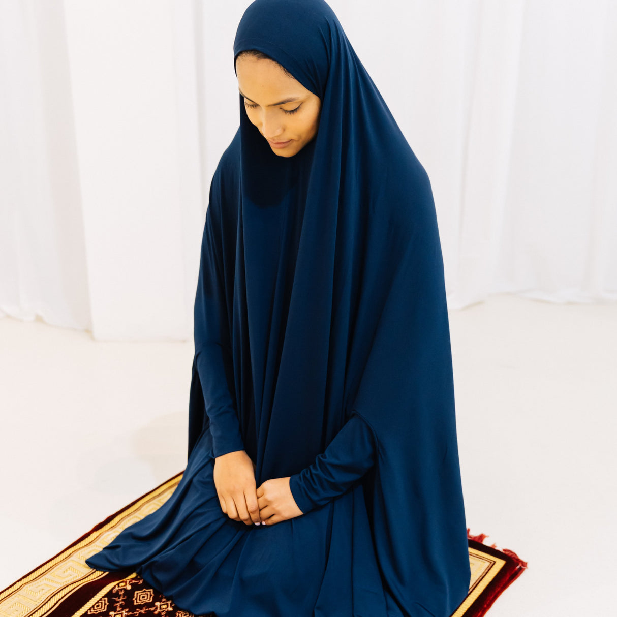 Premium XL Jilbab Sleeved NAVY