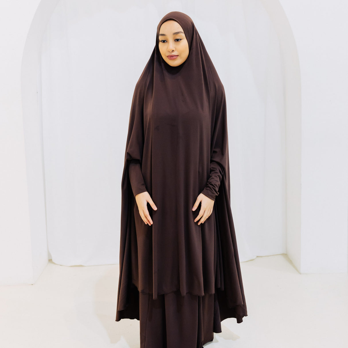 Premium XL Jilbab Sleeved BROWN