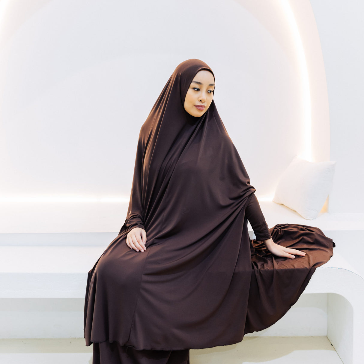 Premium XL Jilbab Sleeved BROWN