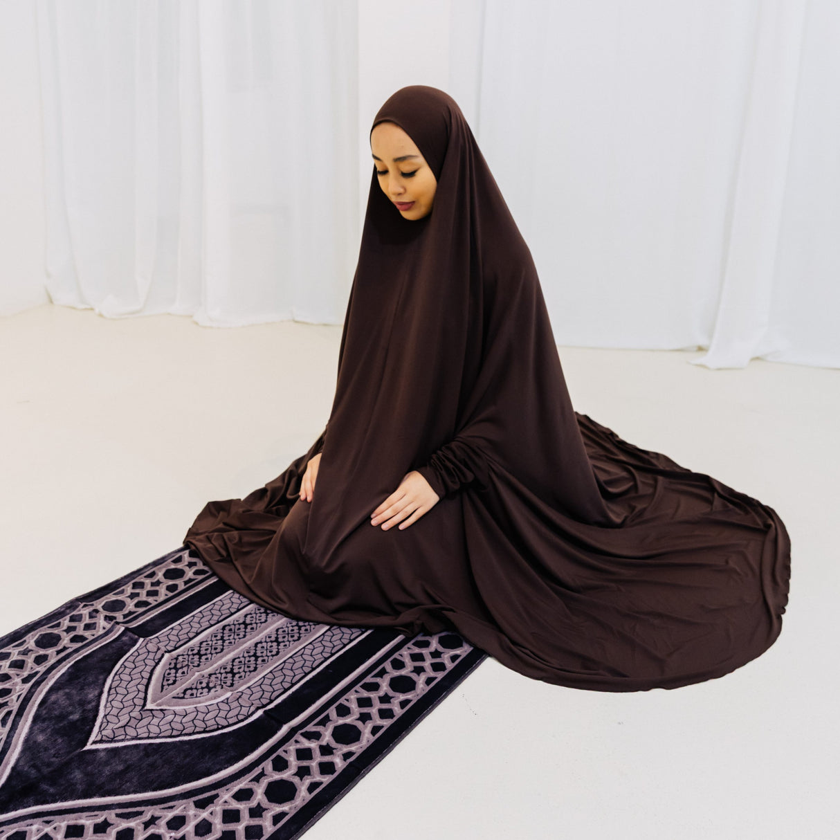 Premium XL Jilbab Sleeved BROWN