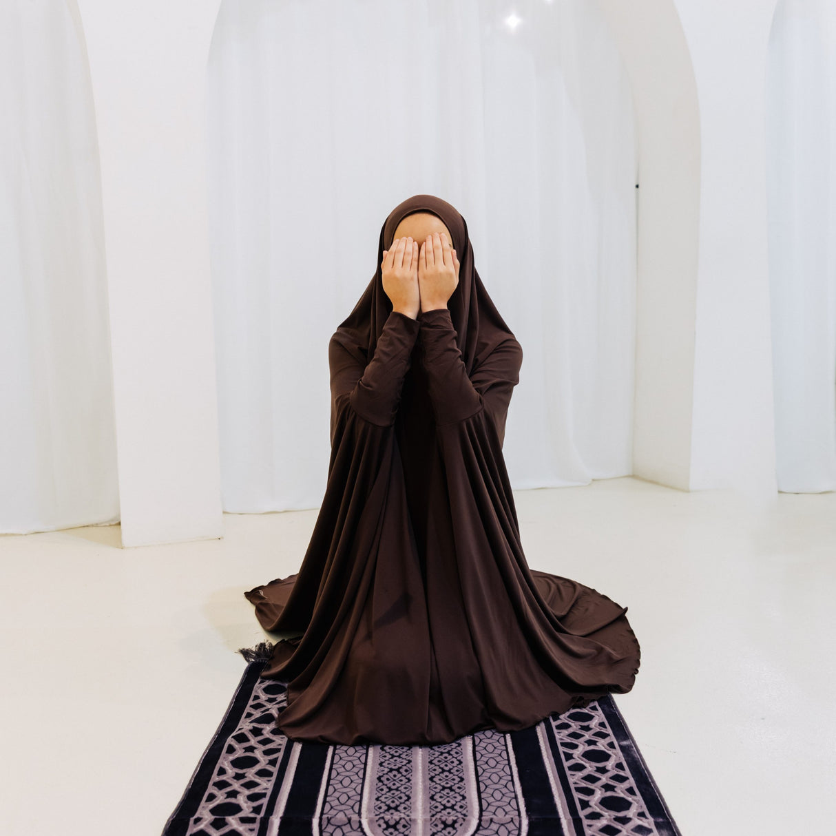 Premium XL Jilbab Sleeved BROWN