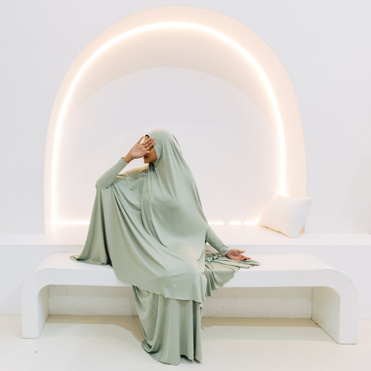 Premium XL Jilbab Sleeved LAUREL GREEN