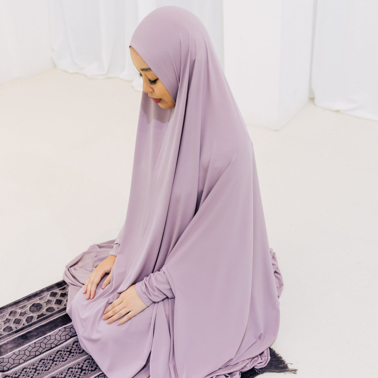 Premium XL Jilbab Sleeved PASTEL PURPLE