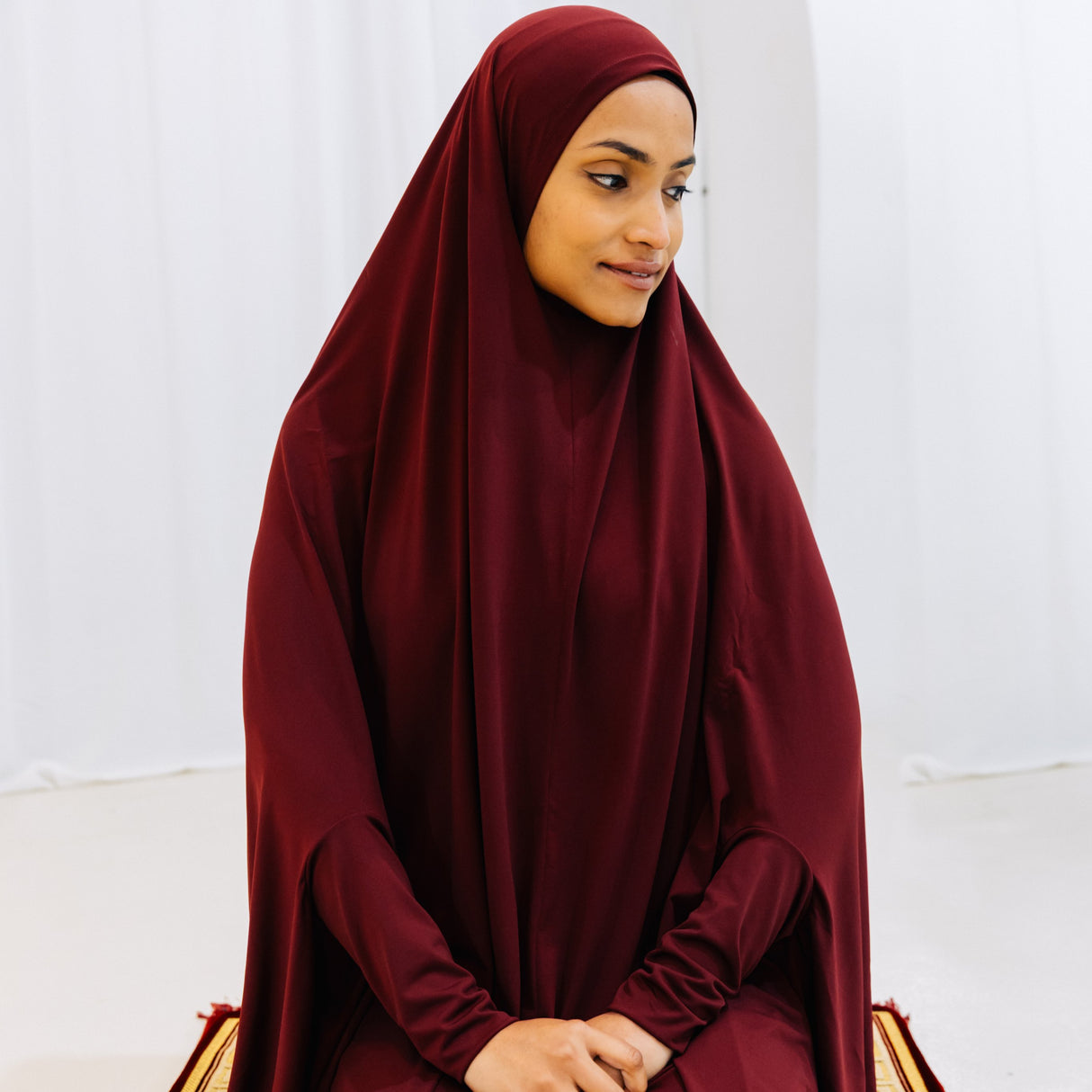 Premium Jilbab Sleeved Maroon
