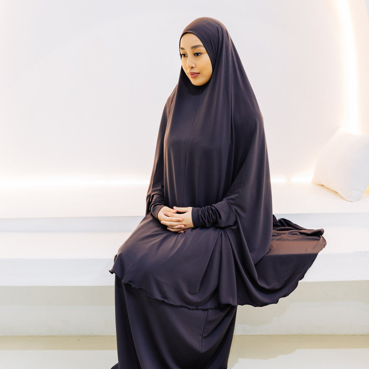 Premium Jilbab Sleeved Taupe