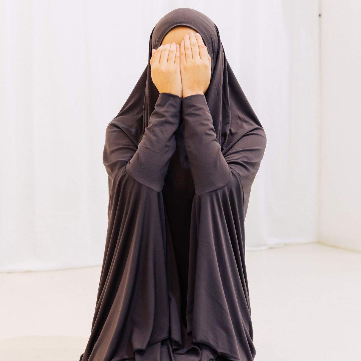 Premium Jilbab Sleeved Taupe