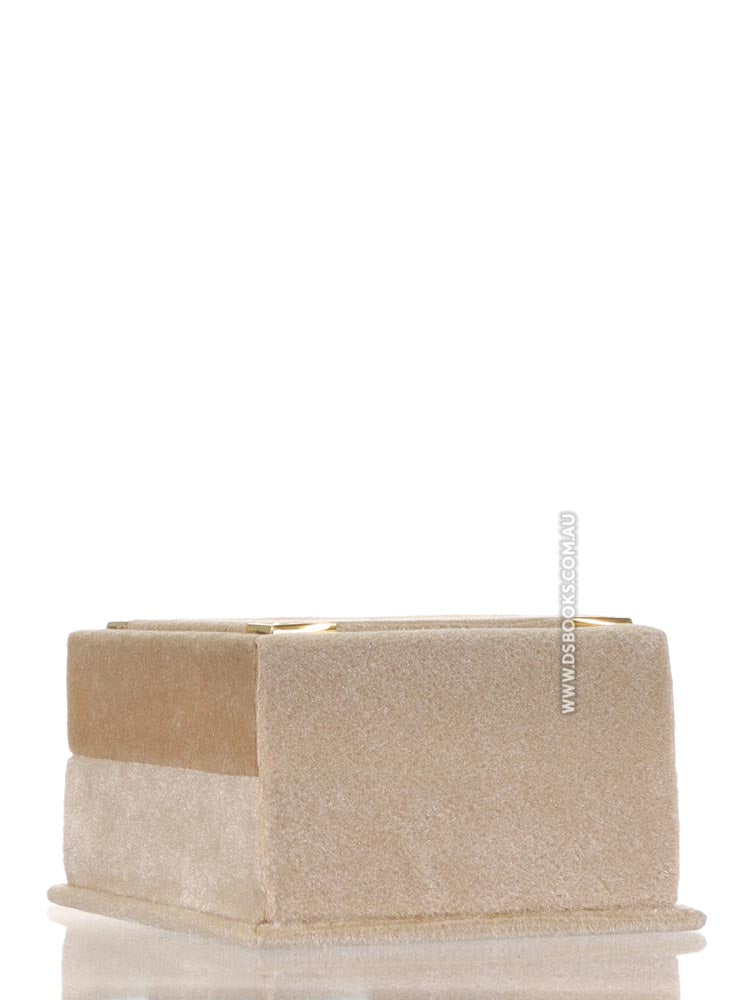 Cream Qur'an Velvet Gift Box