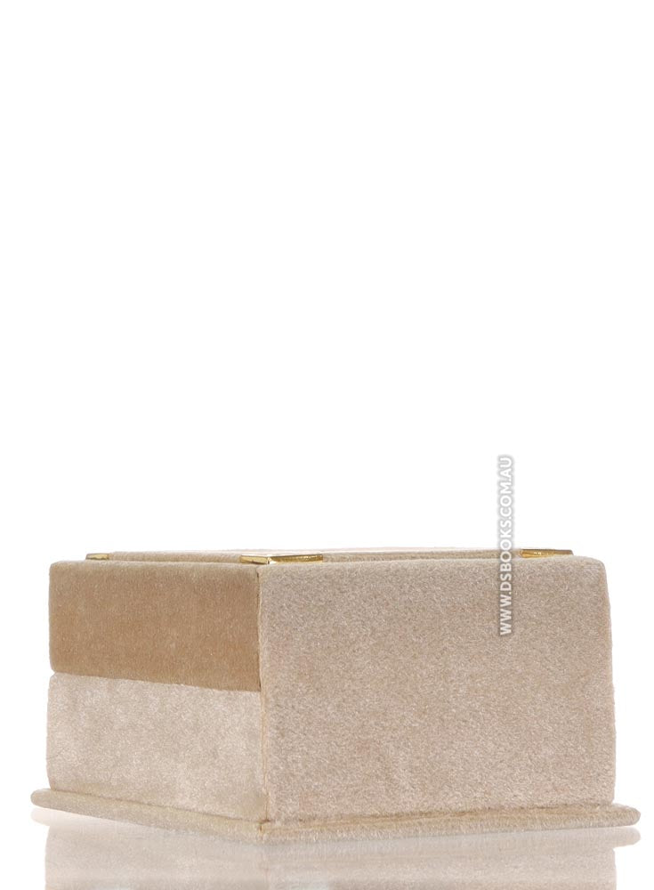 Cream Qur'an Velvet Gift Box