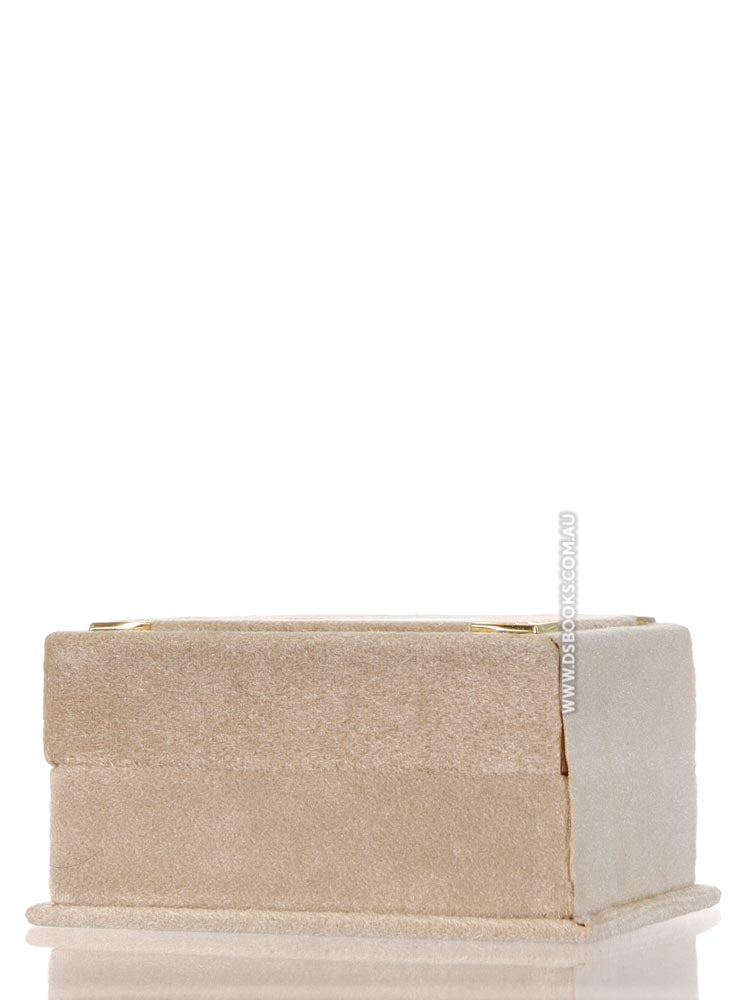 Cream Qur'an Velvet Gift Box
