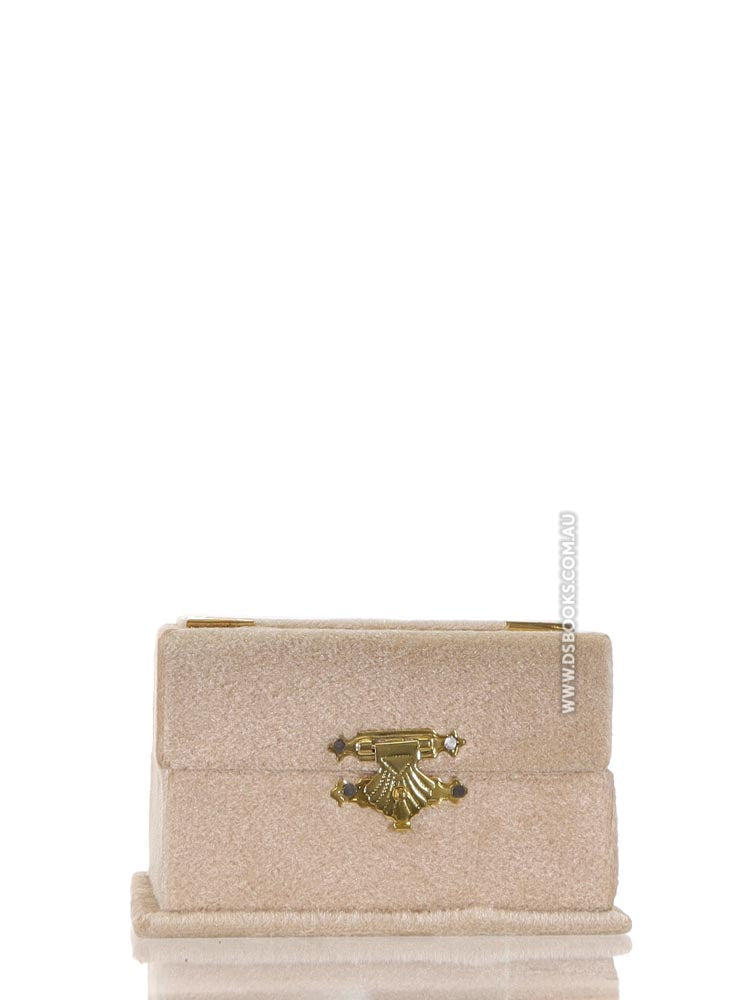 Cream Qur'an Velvet Gift Box