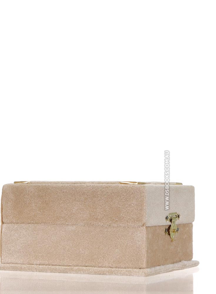 Cream Qur'an Velvet Gift Box