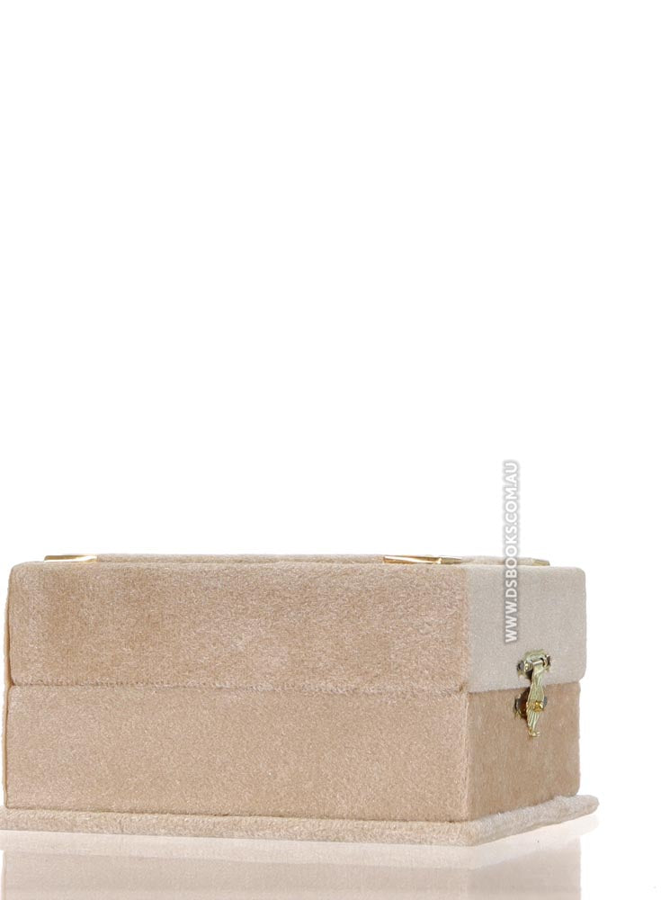 Cream Qur'an Velvet Gift Box