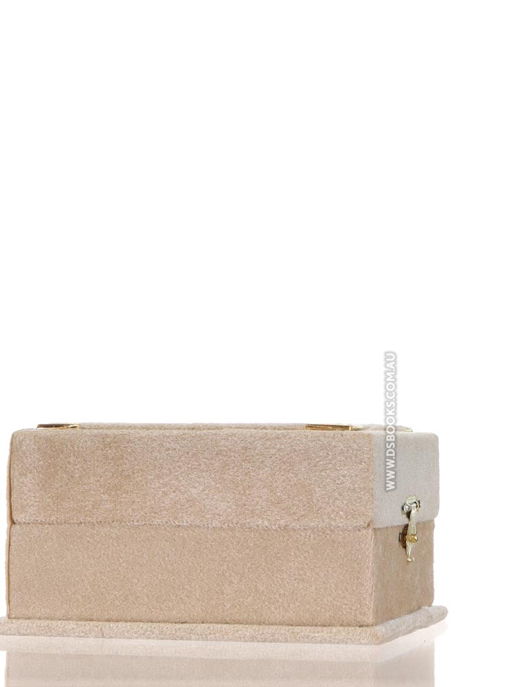 Cream Qur'an Velvet Gift Box