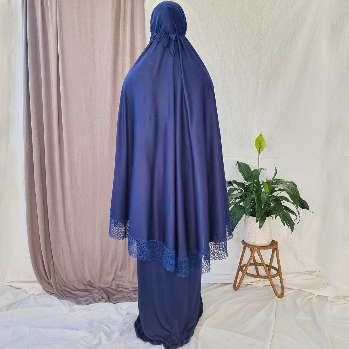 Elegant Prayer Clothes for Women with Lace - Navy Blue