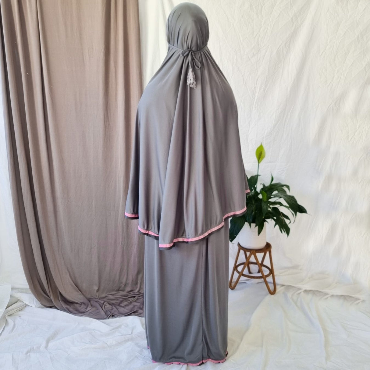 Girls 2 Piece Prayer Outfit Plain - Grey