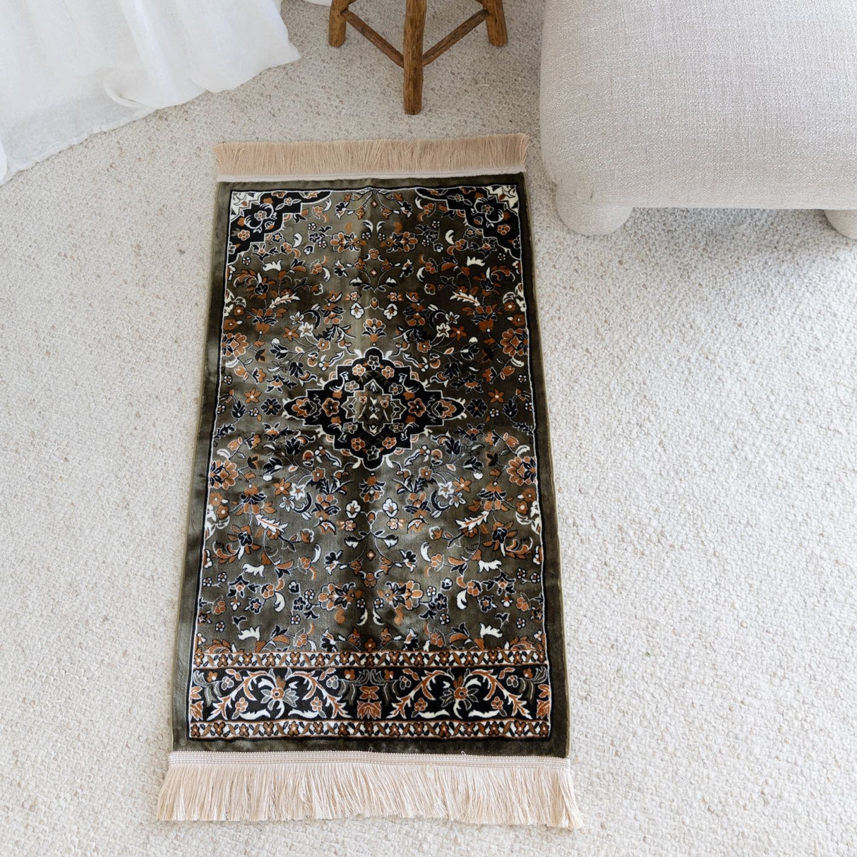 Ultra Plush Prayer Mat Floral (114 X 64cm)