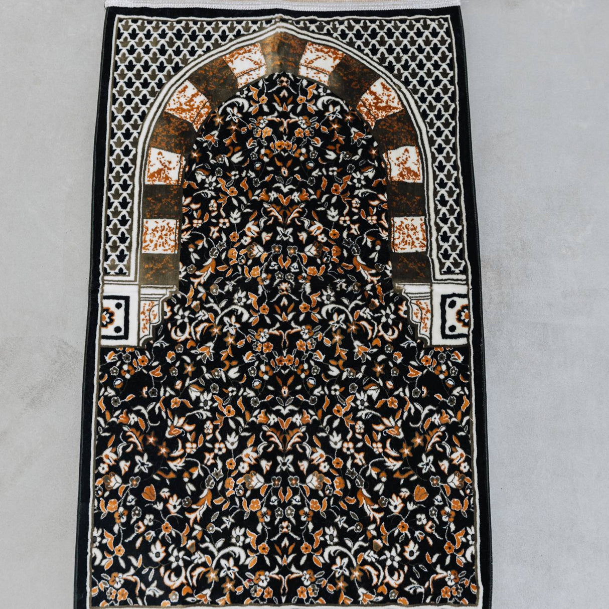 Ultra Plush Prayer Mat Mihrab (114 X 64cm)