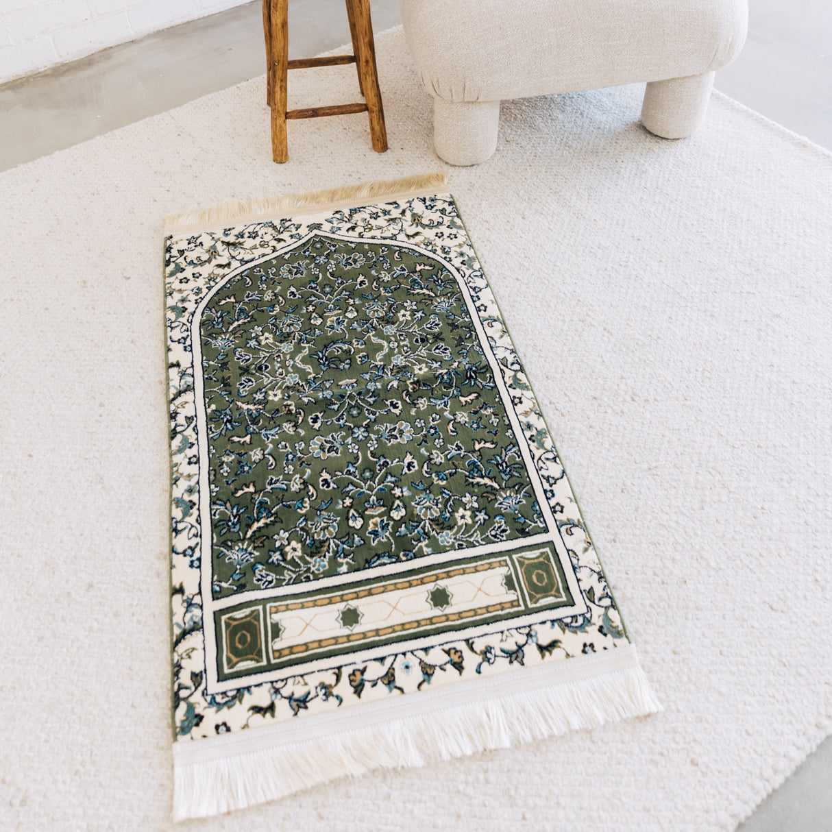 Made In Madinah Ultra Plush Prayer Mat - Green