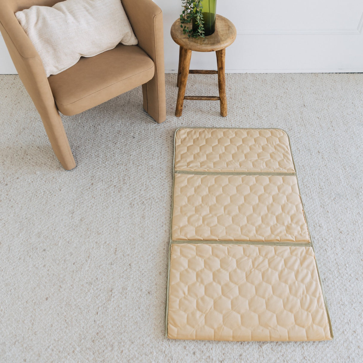 Travel Foldable Prayer Mat with Backrest - Beige