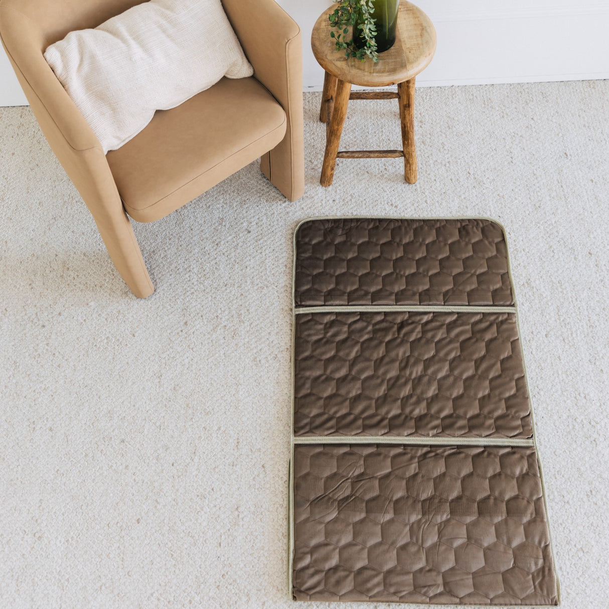 Travel Foldable Prayer Mat with Backrest - Brown