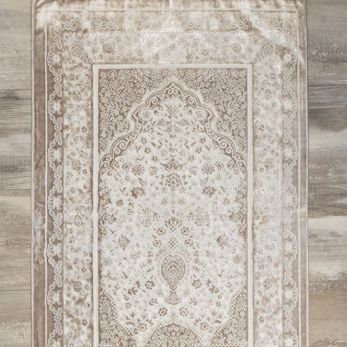 Luxurious Silk Prayer Mat (70 X 115cm)