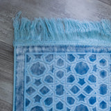 Luxurious Silk Prayer Mat Mihrab (70 X 115cm)